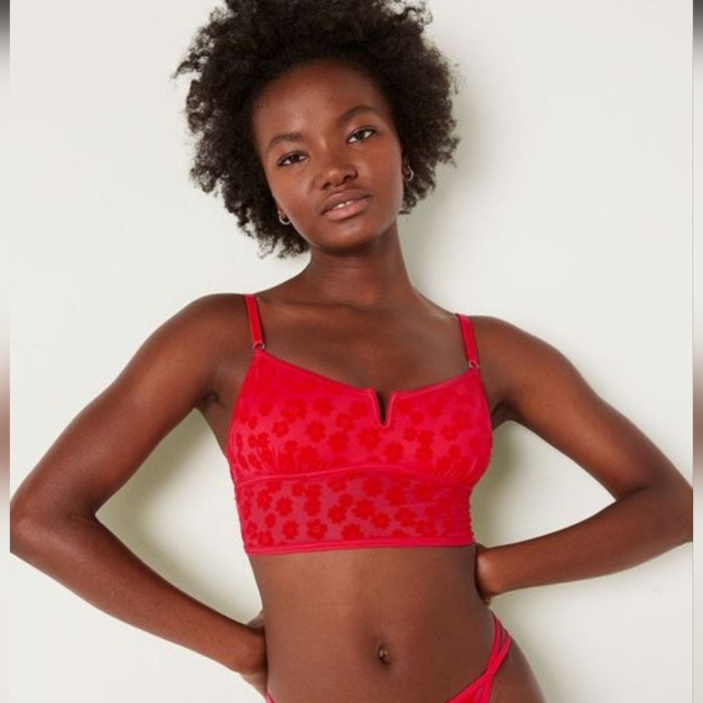 🎁 NWOT Pink Victoria's Secret Bralette
